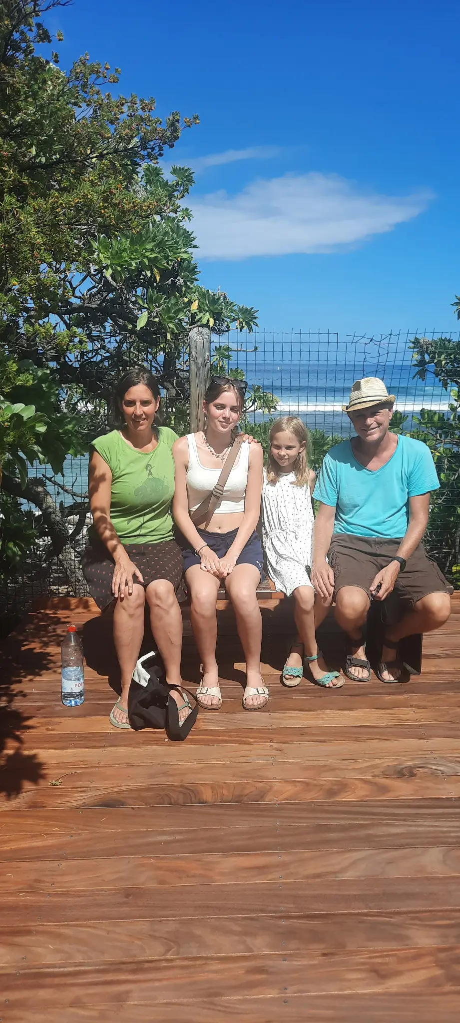 Frank, Sylvia et leurs filles à La Réunion